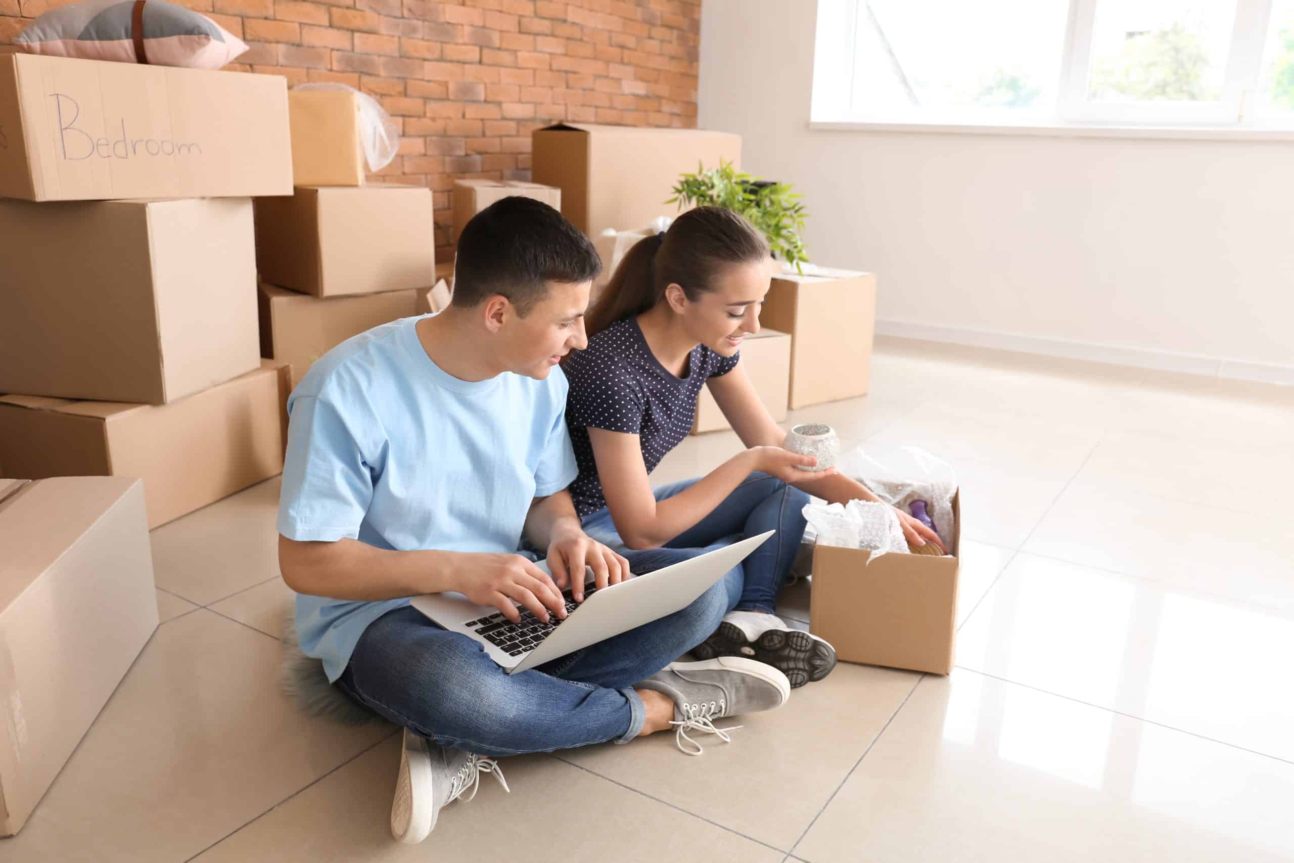 Another couple filled with joy and gratitude after a hassle-free move with Liberty Moving, offering professional and timely moving services in Birmingham, AL.